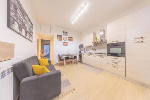Loft moderno con terrazzo e self check-in 24h a 5 Min dalla Metro C, Řím (fotografie 4)