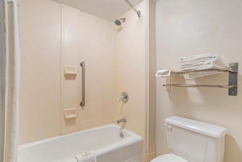 Quality Inn Foley - main image