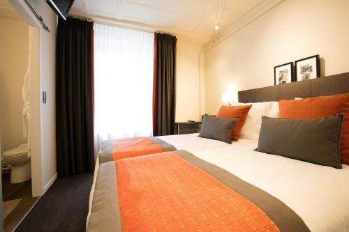 Hotel Du Moulin - image 2