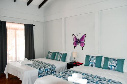 Cabinas Bahia Uvita - Marino Ballena National Park Lodge in อูบิตา