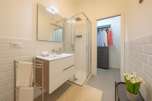 Loft moderno vicino Metro A Ponte Lungo con WiFi e Netflix, Рим (фото 4)