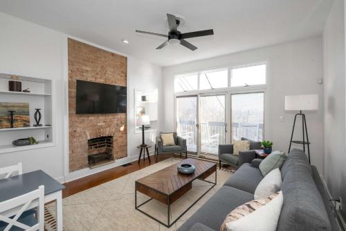 Marylands Incline By Blackhouse Chic 2 Bdr, Cincinnati