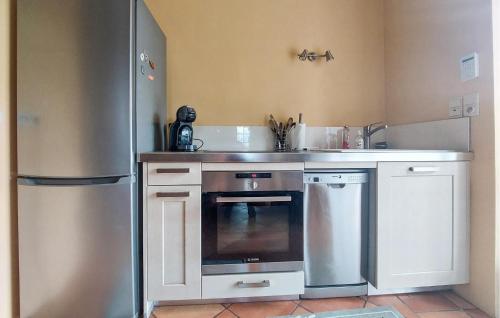 virtuve, Charmante Maison in Saint-Aubin-de-Cadelech