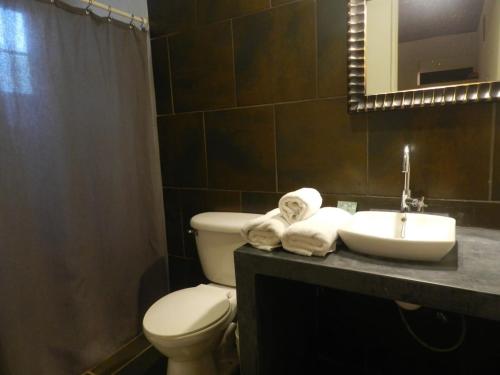 Atlakamani Surf in El Cuco