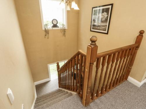 White Gables - image 11