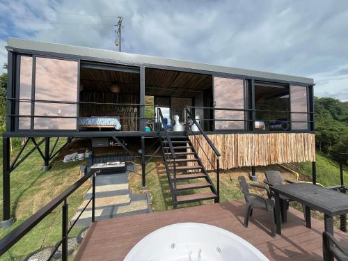 Balcony/terrace, Rios voladores cristal de guadua Pereira in Jardin