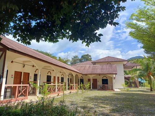 . Lemuni Retreat & Training Centre - Kerling, Selangor