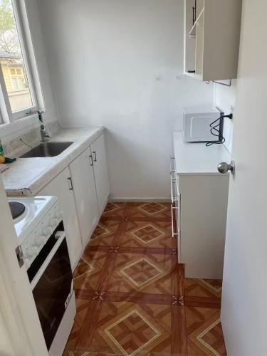 4 Beds Including 1 Sofa Bed in 1 Bedroom plus1 Lounge, Auckland (fotografie 4)