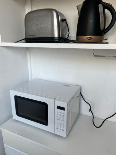 4 Beds Including 1 Sofa Bed in 1 Bedroom plus1 Lounge, Auckland (fotografie 5)