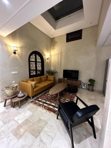 Modern Apartment in Historic Marrakech Medina, Марракеш