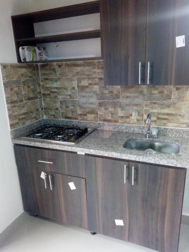 S3 CÓMODO APARTAMENTO 3 HABI 3 BAÑOS EN LAURELES ESTADIo, Medellín (fotografie 10)