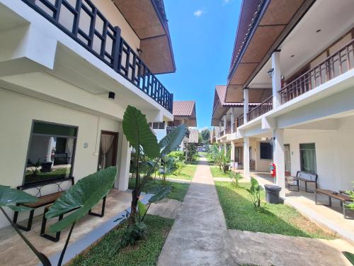 Exterior view, Sleep Pai Bed & Breakfast in Pai Riverside