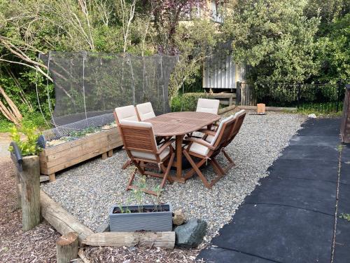 Garden, Large or Multiple Families Fun in Stoke