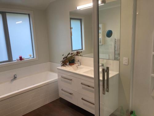 Bathroom, Large or Multiple Families Fun in Stoke