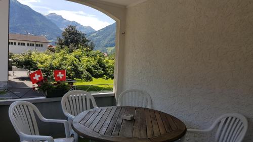 Mountain Views - Apartment - Interlaken