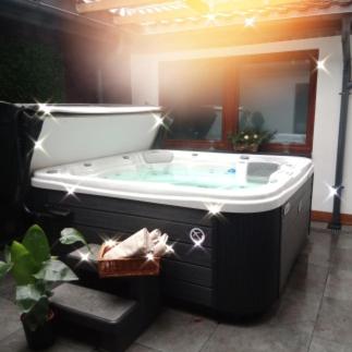 Hotel Eljot – Sielpia Wielka, DC