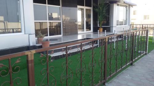 Serapis Hotel in Hilf