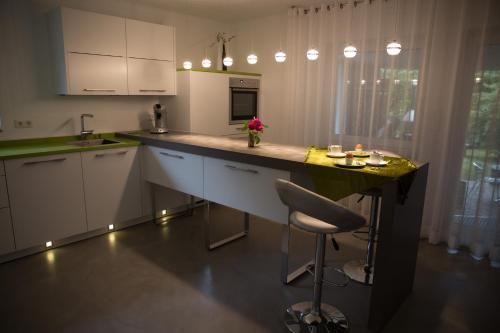 köök, Avantgarde Living in Kandern