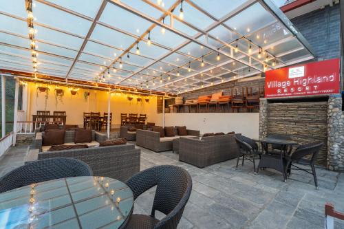 Restaurant, Village Highland Resort in Anantalingeshwar