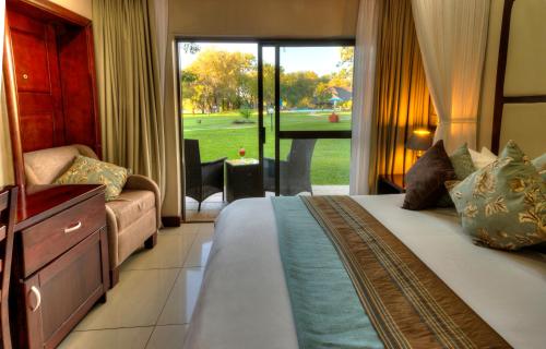 Azambezi River Lodge