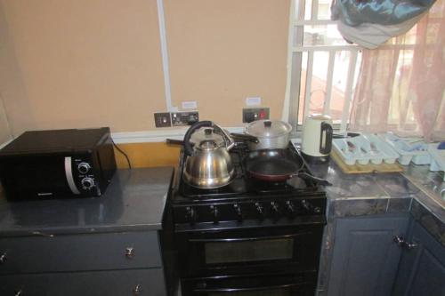 Nic's Inn – Freetown