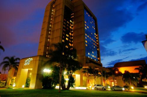 Rainbow Towers Hotel & Conference Centre - image 2