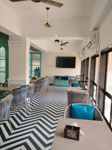 VIAN INN – Guwahati, TX