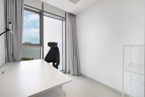 2 Bedroom Bluewaters Retreat with Office and Pool Views, Дубай (фото 9)