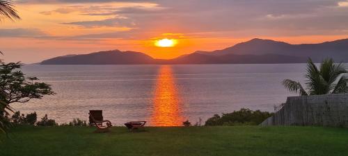 הסביבה הקרובה, Exceptional villa with direct beach access in Dumbéa