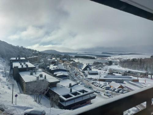 Appt 4 prs Tour de La Biche depart skis aux pieds - Location saisonnière - Besse-et-Saint-Anastaise