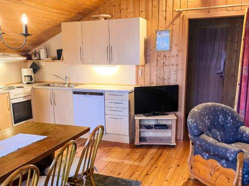 บริการและสิ่งอำนวยความสะดวก, 6 person holiday home in olden in โอลเดน