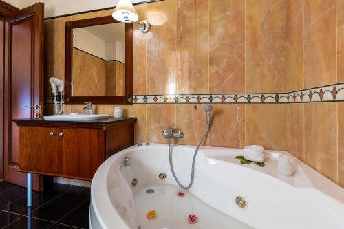 Hotel Borgo Don Chisciotte - 온수 욕조
