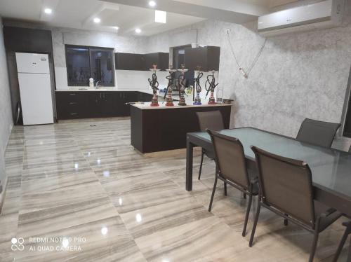 Chalet Wayne near Queen Alia International Airport