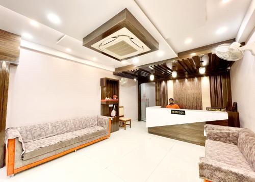V - NEW HOTEL - ND & P PREMIUM - The Point of Kashi - Near Kashi Vishwanath Temple !! - Free Wi-Fi and Parking Facilities # Fully Air Conditioned Hotel - Best Hotel In Varanasi, Rāmnagar (foto 8)