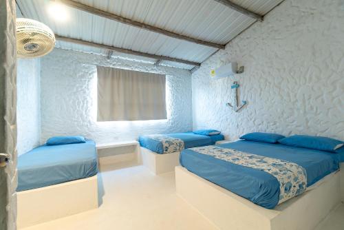 Kuruba beach home stays