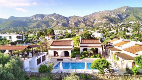 Five Fingers Holiday Bungalows