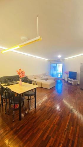 River View Bangkok Apartment