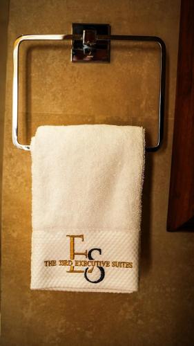 The 33rd Executive Suites - Tap to explore photos