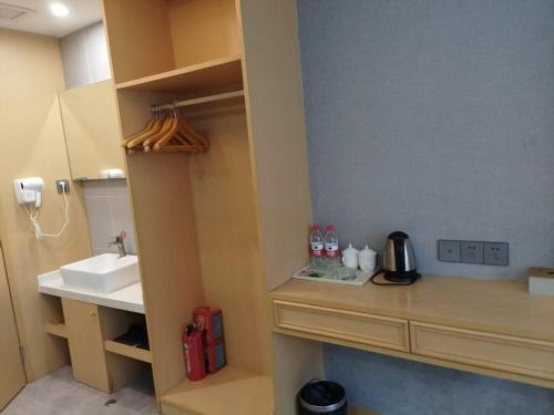 Guangzhou Hongxiang Hotel - Photo 2 in Guangzhou, China