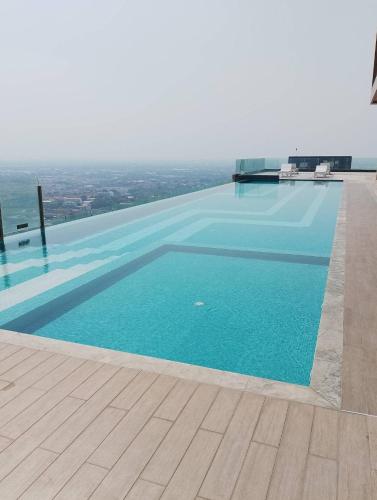 Exterior view of 2 ห้องนอน 2 ห้องน้ำติดเซ็นทรัลเวสเกต นนทบุรี