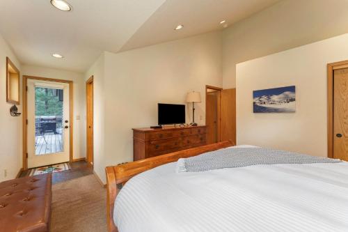 2 Quail-AC-Hot Tub-5BR/4BA - image 6