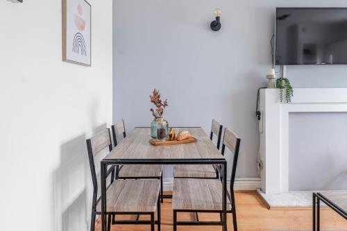 Easter Special Rates Applied Cozy Home in Haydock St Helens in 海多克