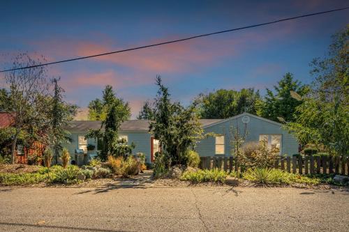 5 min to DT-Multicade Arcade-Nature Trails-Scenic- ! image