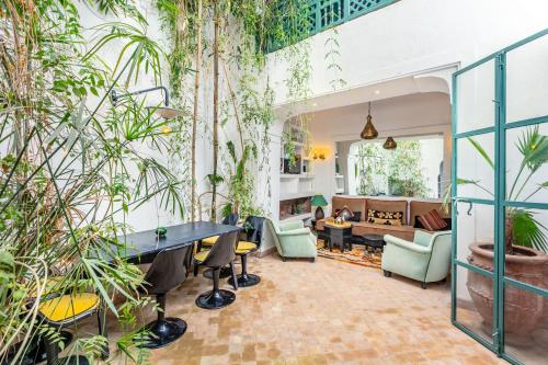 Charming riad in the medina of Marrakech with 4 nice rooms