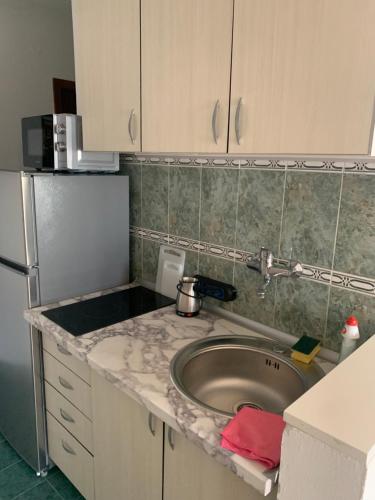 AprilStar apartment in รอตควาเรีย