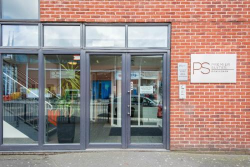 Entrance, PREMIER SUITES Birmingham near Thinktank Birmingham Science Museum