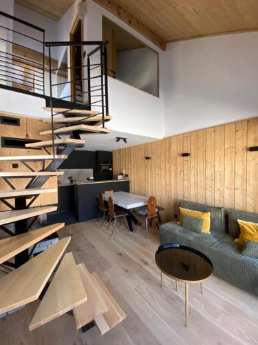 Meribel, Chasseforet Plateau Appartement en duplex ski aux pieds refait a neuf in Meribel