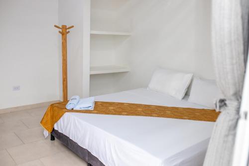 Hotel Crystal Acacias in Acacias