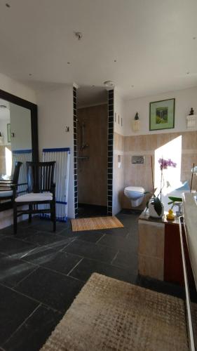 Shower, Gasthus i Rojdafors in Gransjön