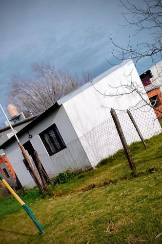 Monoambiente de noviembre a marzo zona sur de Mardelplata con patio